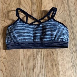Colosseum Small Gray/Black Sports Bra